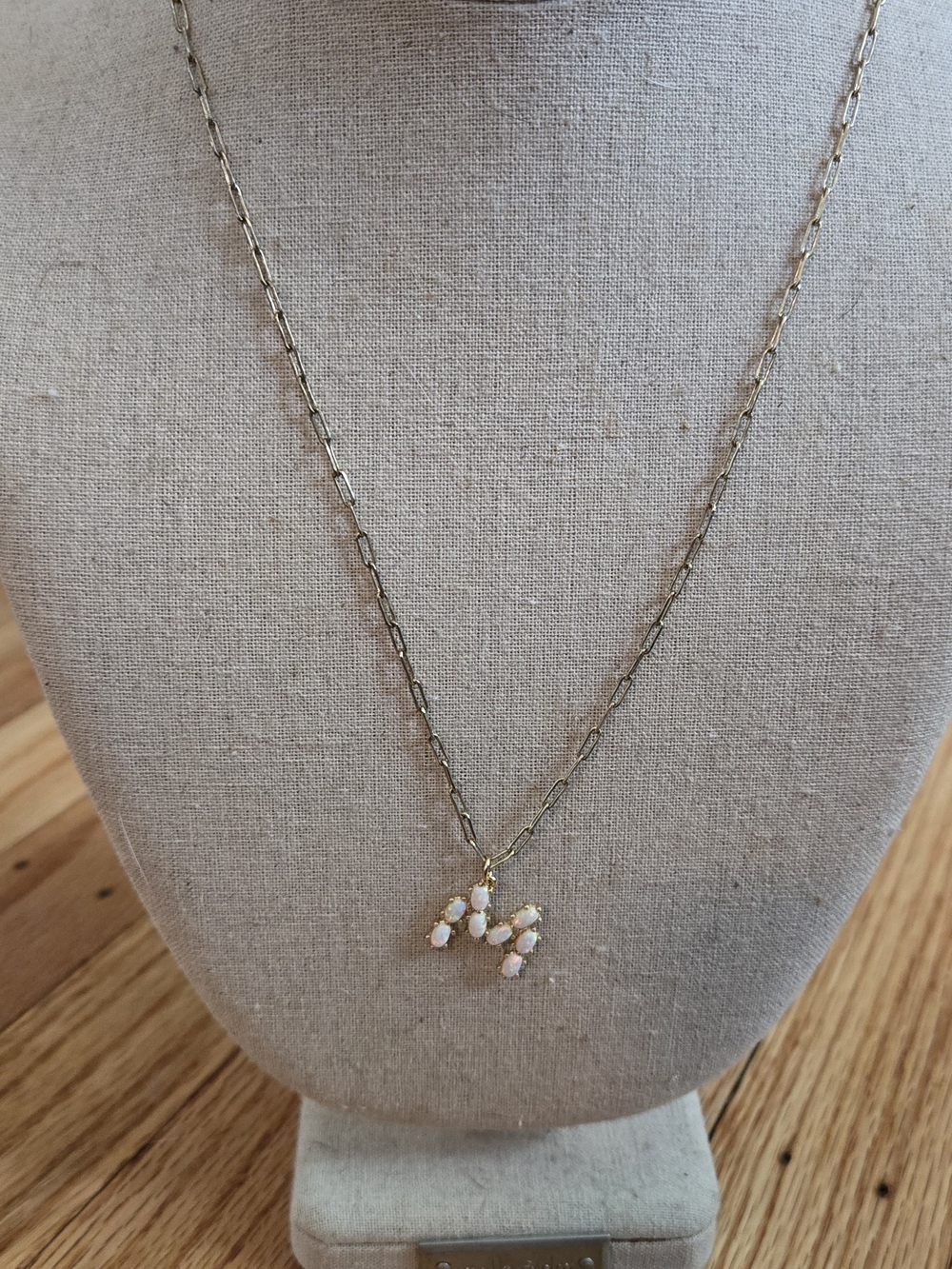Stella & Dot Gold Chain Necklace with Pale Pink Opal Cluster Pendant Letter 'M'